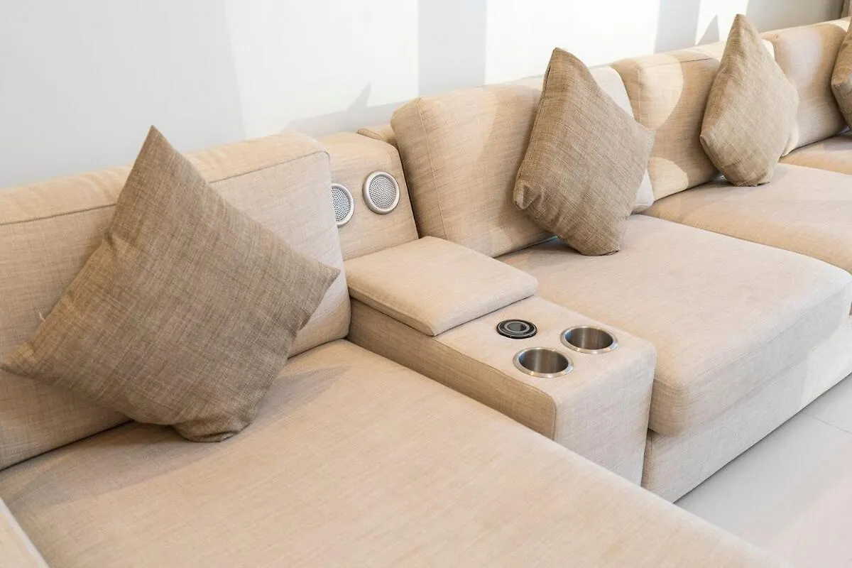 Prestigious 2-Bedroom Apartment With Easy City Access In Business Bay 迪拜