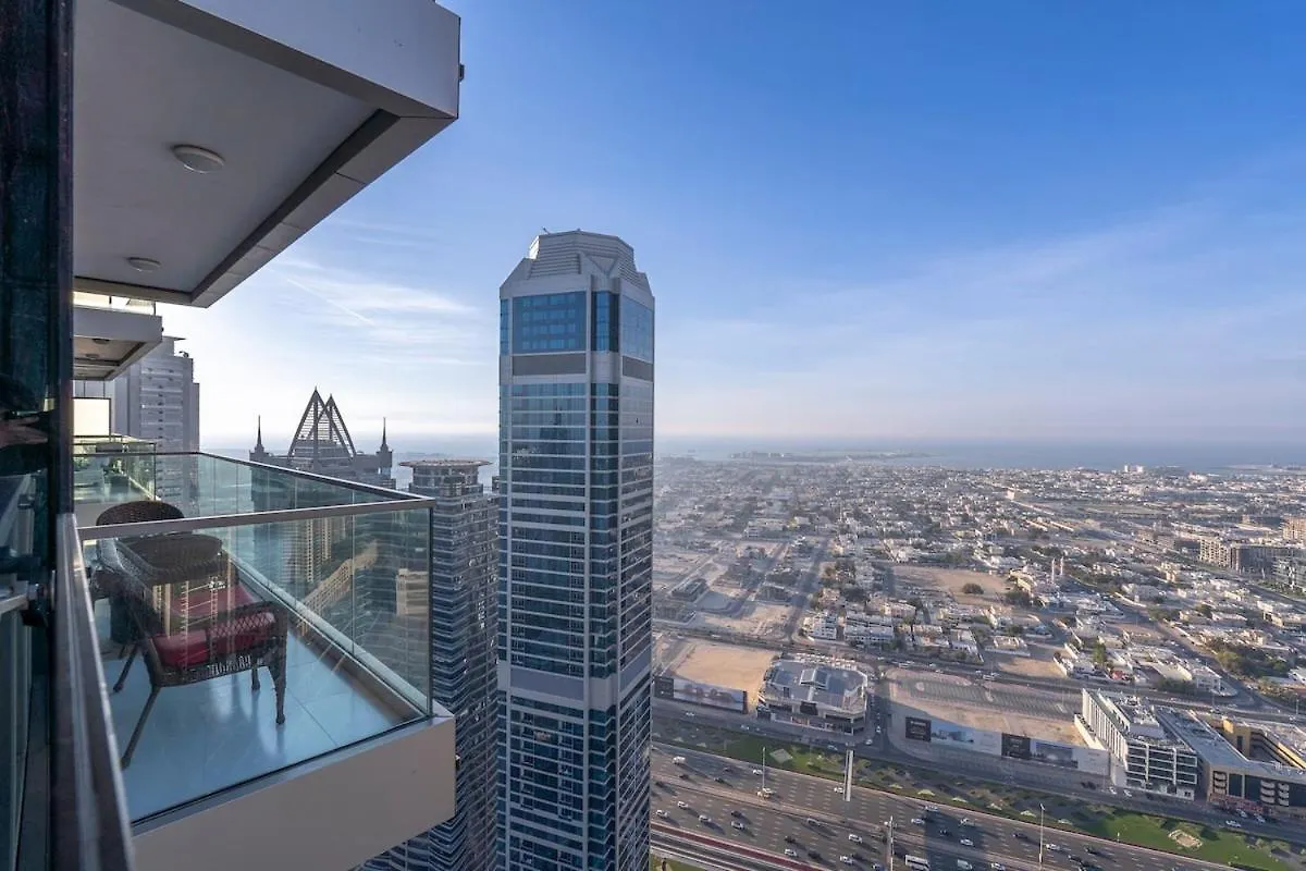 Prestigious 2-Bedroom Apartment With Easy City Access In Business Bay 迪拜