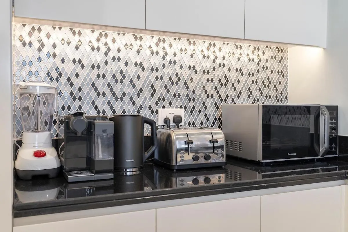 Prestigious 2-Bedroom Apartment With Easy City Access In Business Bay Дубай