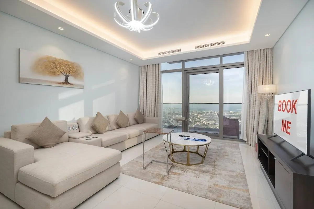 Prestigious 2-Bedroom Apartment With Easy City Access In Business Bay Dubai 0*,